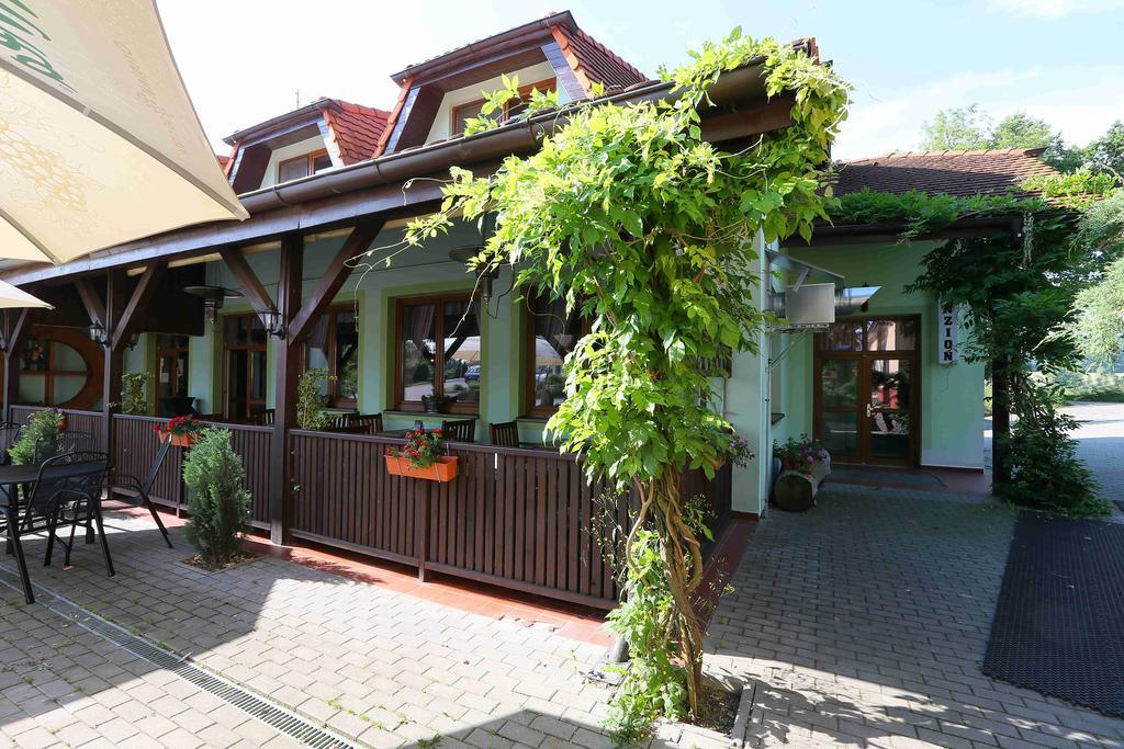 Sindlovska Krcma Hotel Ceske Budejovice Eksteriør billede