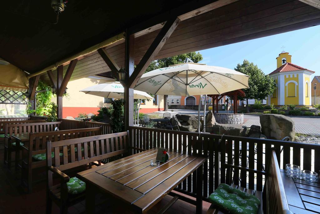 Sindlovska Krcma Hotel Ceske Budejovice Eksteriør billede