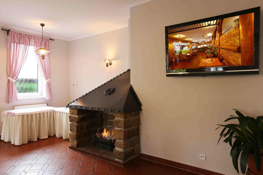Sindlovska Krcma Hotel Ceske Budejovice Eksteriør billede